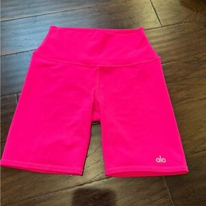 Alo hot pink biker shorts. Size small.